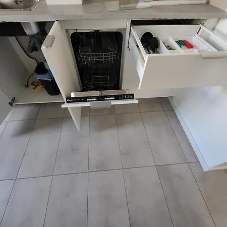 Kamienica Sierakowskiego 14